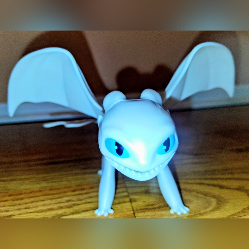 Dreamworks, How To Train Your Dragon, Light Fury, Posable Action Toy